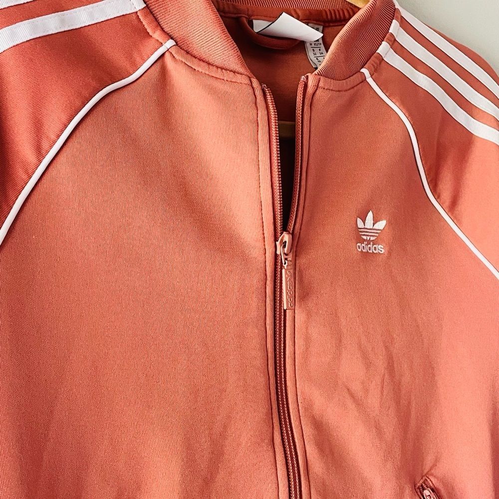 Adidas  - Picture 2 of 7